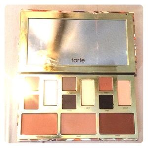 Tarte “clay play” face shaping pallet